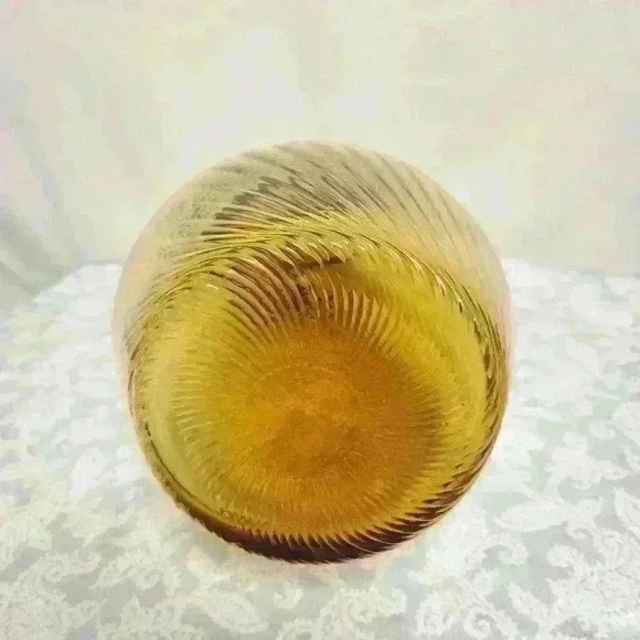Amber Swirl Mid Century large glass floor vase - Picture 5 of 8